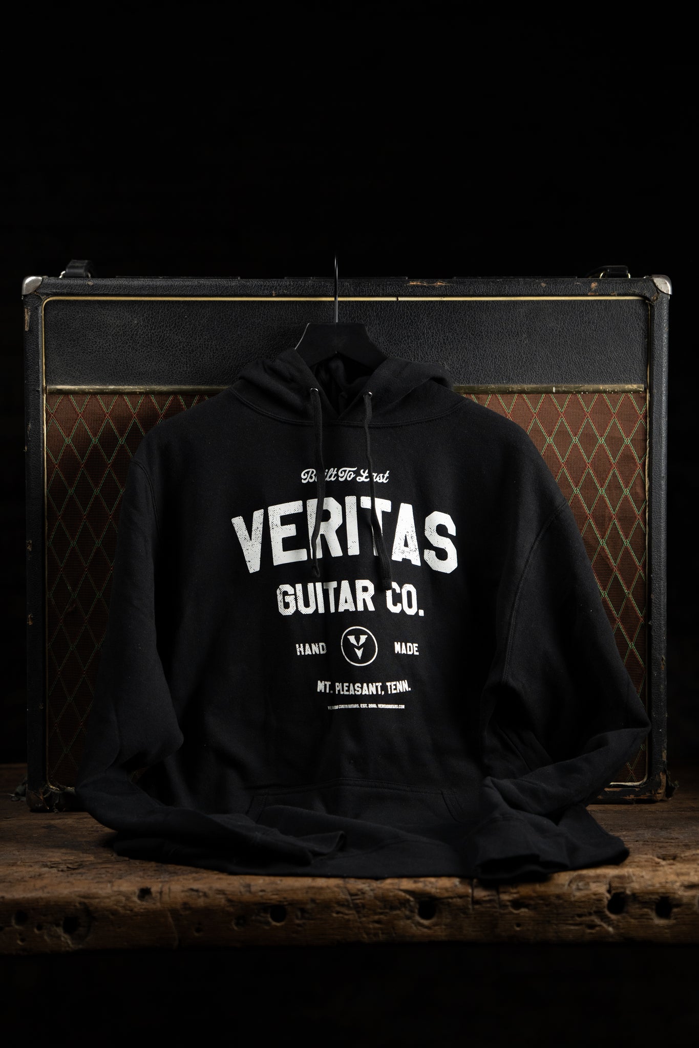 Veritas Guitars Built To Last - Heavy Pull Over Hoodie - Black / White Print